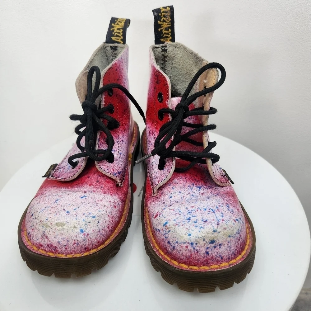 Dr. Martens Vintage Youth Girls Boots Size 2.